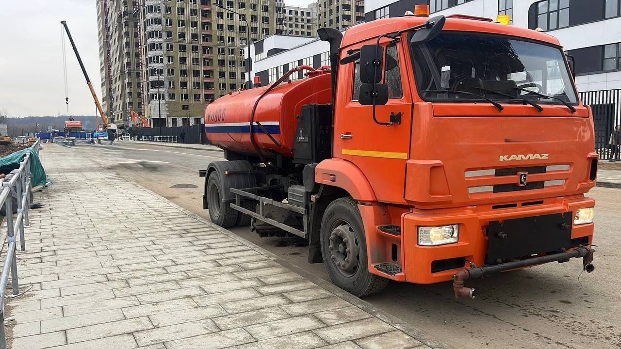 Поливомоечные машины